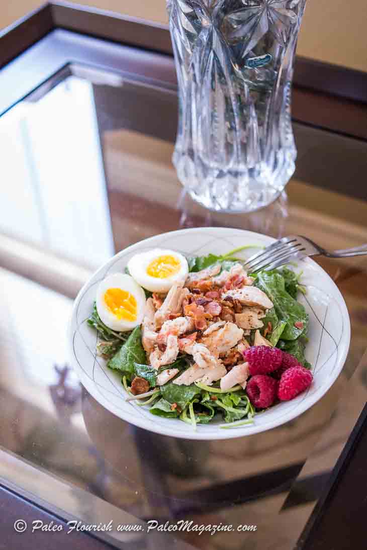 Keto Kale Caesar Salad Recipe [Paleo, Low Carb, Dairy-Free] #salad #recipe https://ketosummit.com/keto-kale-caesar-salad-recipe