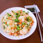 Keto Shrimp Fried Rice [Grain-free, Paleo] #keto https://ketosummit.com/Keto-shrimp-fried-rice-recipe