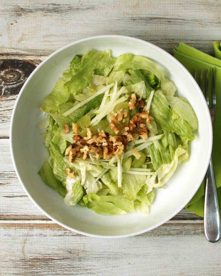 Keto Waldorf Salad #keto https://ketosummit.com/Keto-waldorf-salad-recipe