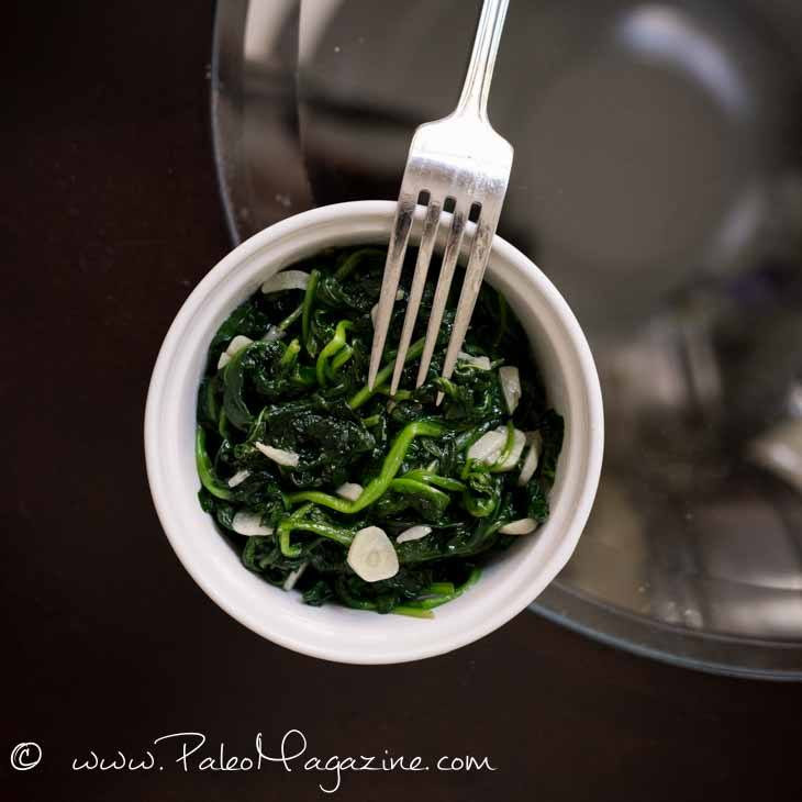 Keto Garlic Spinach Saute Recipe