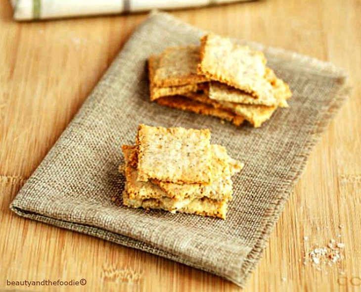 Sesame Cheese Crackers Low Carb