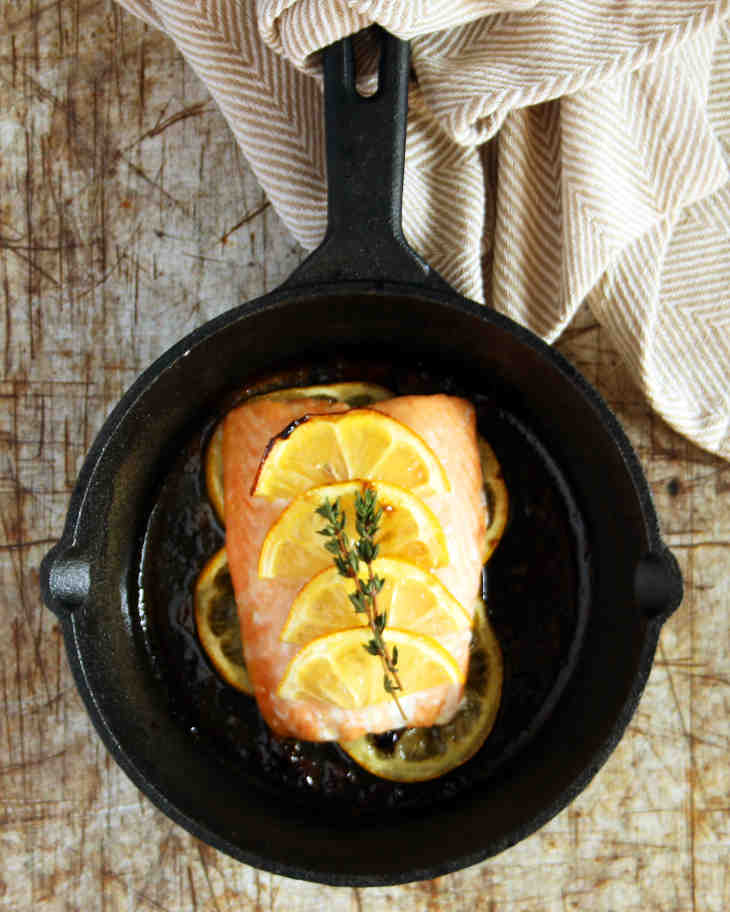 Keto Lemon Baked Salmon Recipe #keto https://ketosummit.com/keto-lemon-baked-salmon-recipe
