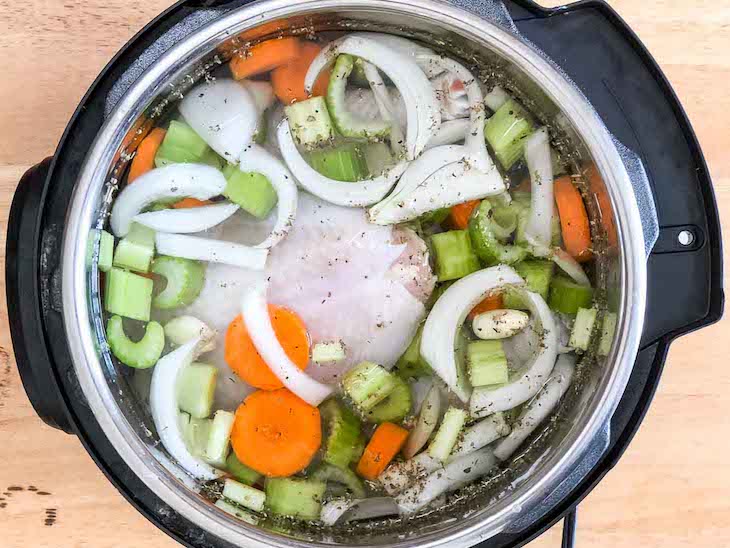 Keto Instant Pot Chicken Soup Recipe #keto https://ketosummit.com/keto-instant-pot-chicken-soup-recipe