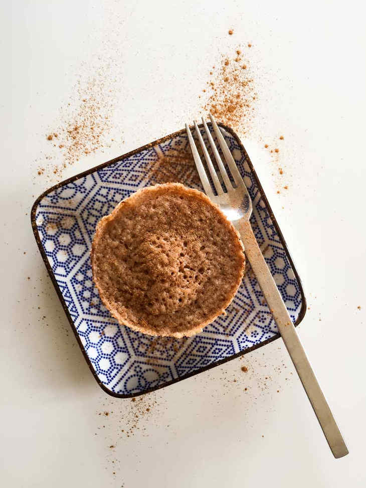 Keto Pumpkin Spice Mug Muffin Recipe #keto https://ketosummit.com/keto-pumpkin-spice-mug-muffin-recipe