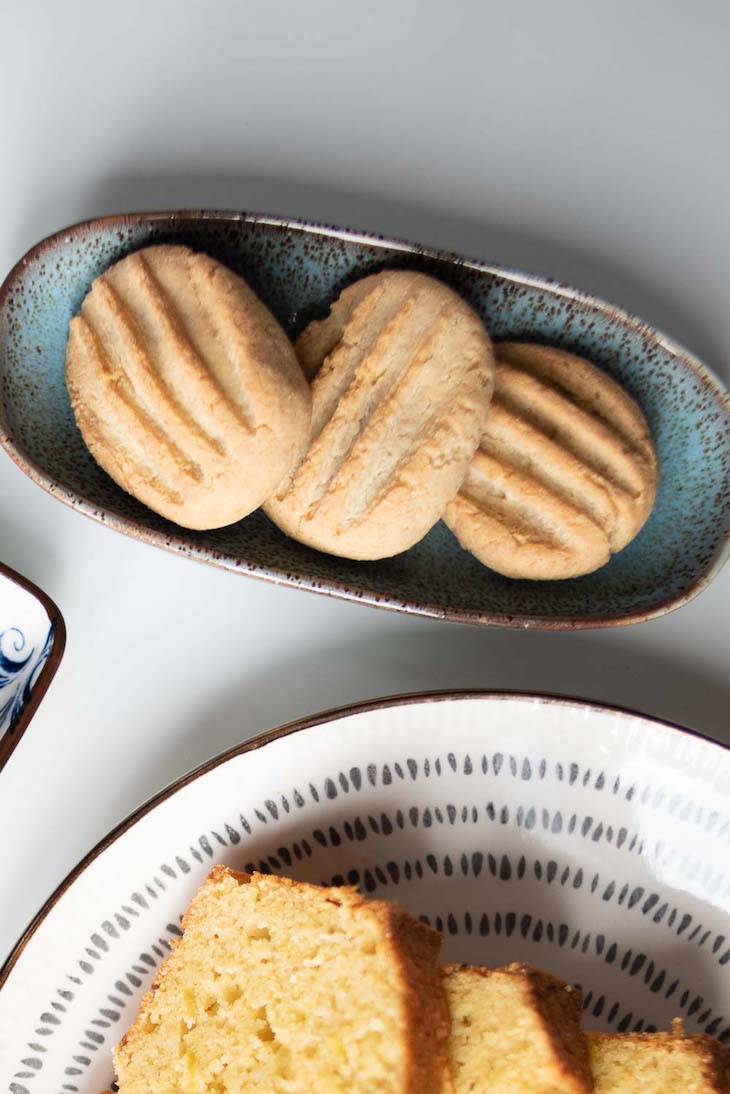 Keto Madeleine Cookies #keto https://ketosummit.com/keto-madeleine-cookies