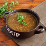 Pressure Cooker Keto Onion Soup Recipe #keto https://ketosummit.com/pressure-cooker-keto-onion-soup-recipe