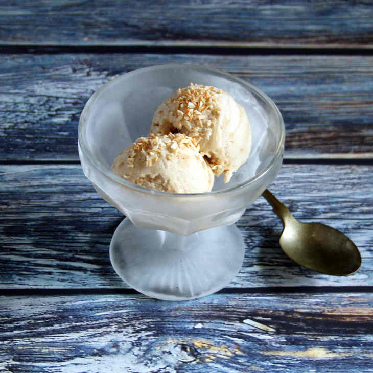 Keto Creamy Coconut Ice Cream Recipe #keto https://ketosummit.com/keto-creamy-coconut-ice-cream-recipe