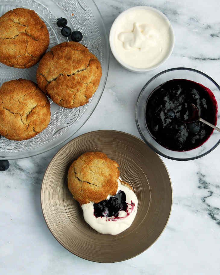 Keto British Scones with Blueberry Jam Recipe #keto https://ketosummit.com/keto-british-scones-blueberry-jam-recipe