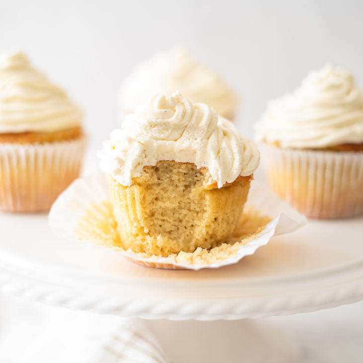 https://ketosummit.com/keto-vanilla-bean-cupcake-recipe